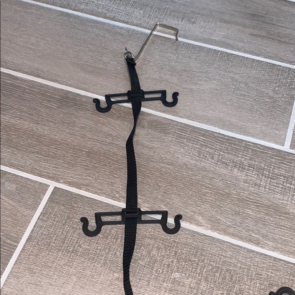 6 Pair Over the Door Sandel Holder